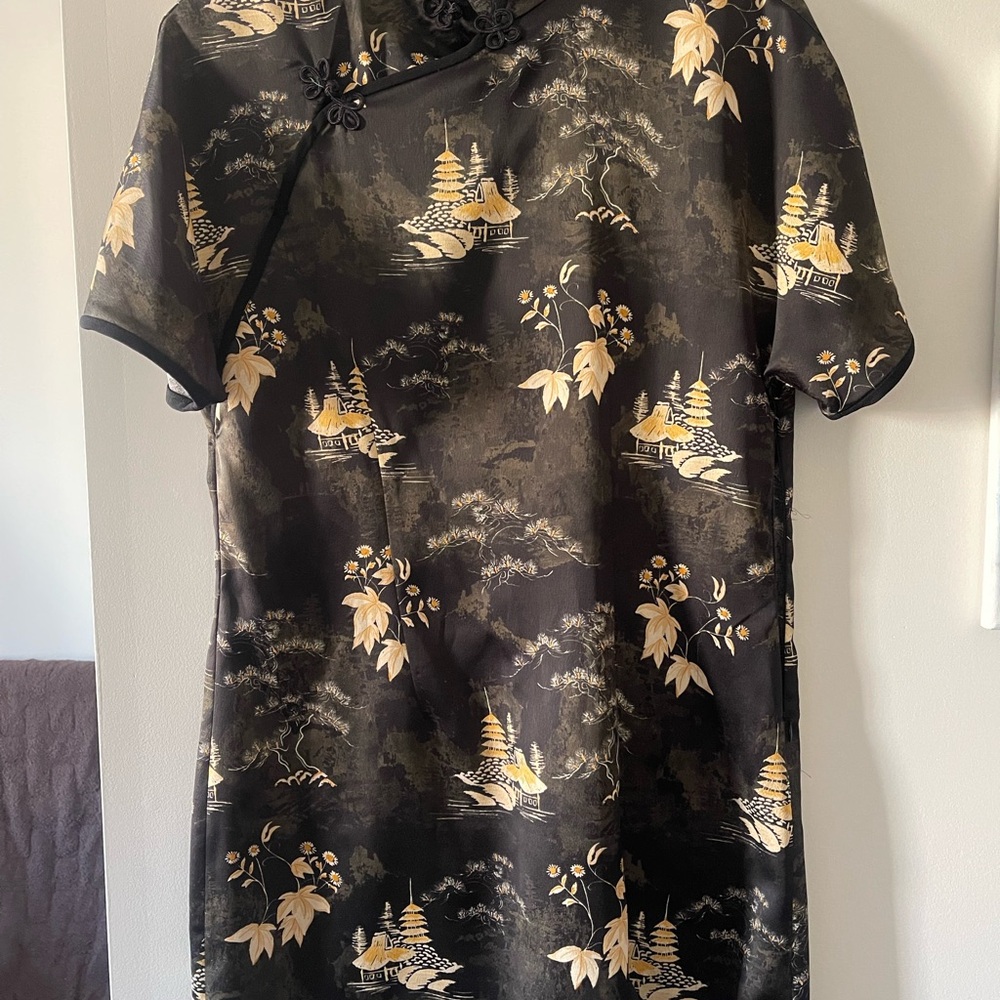 Zara - Black and Gold mandarin collar mini dress